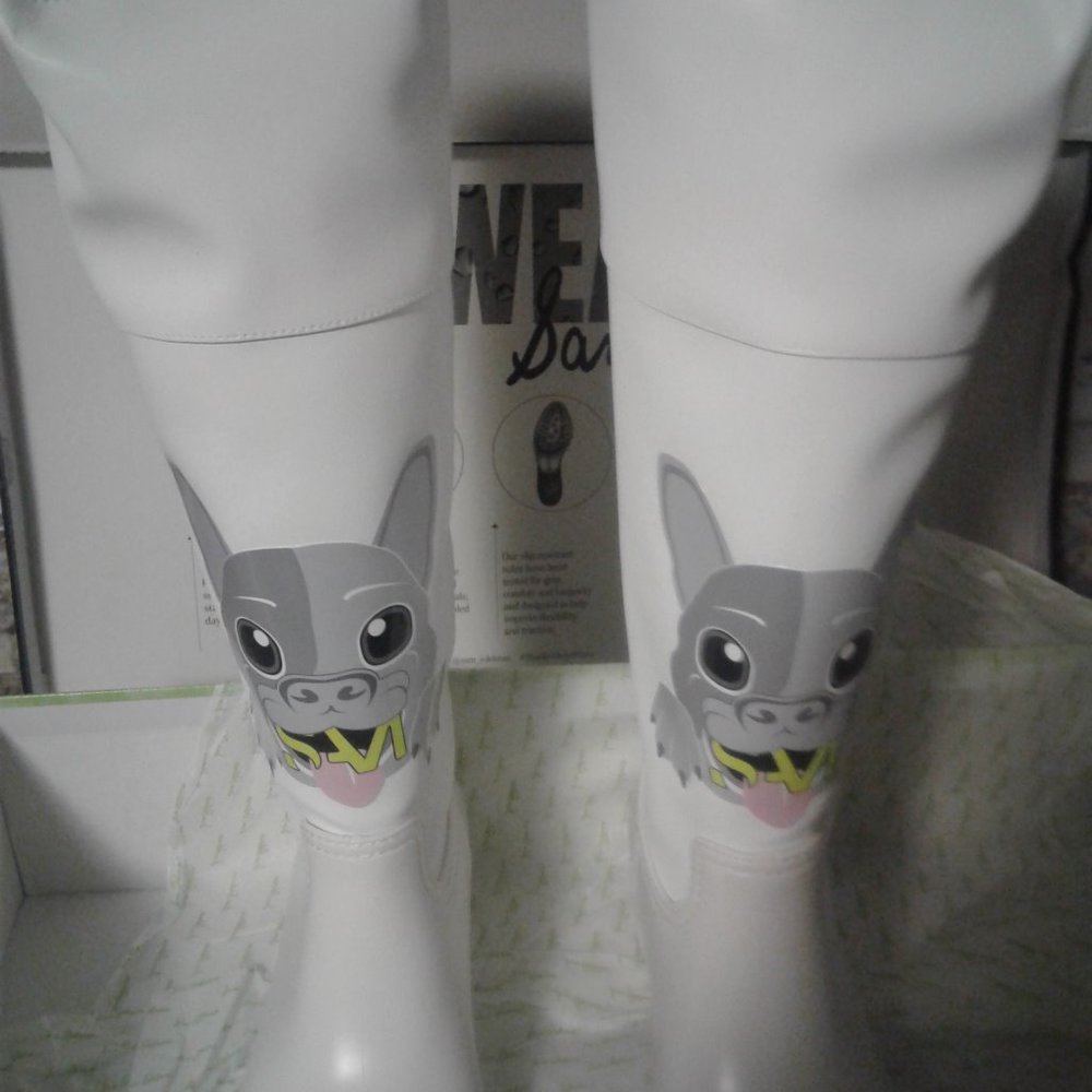NWT White Rain Boots (no box) - Must Go!!